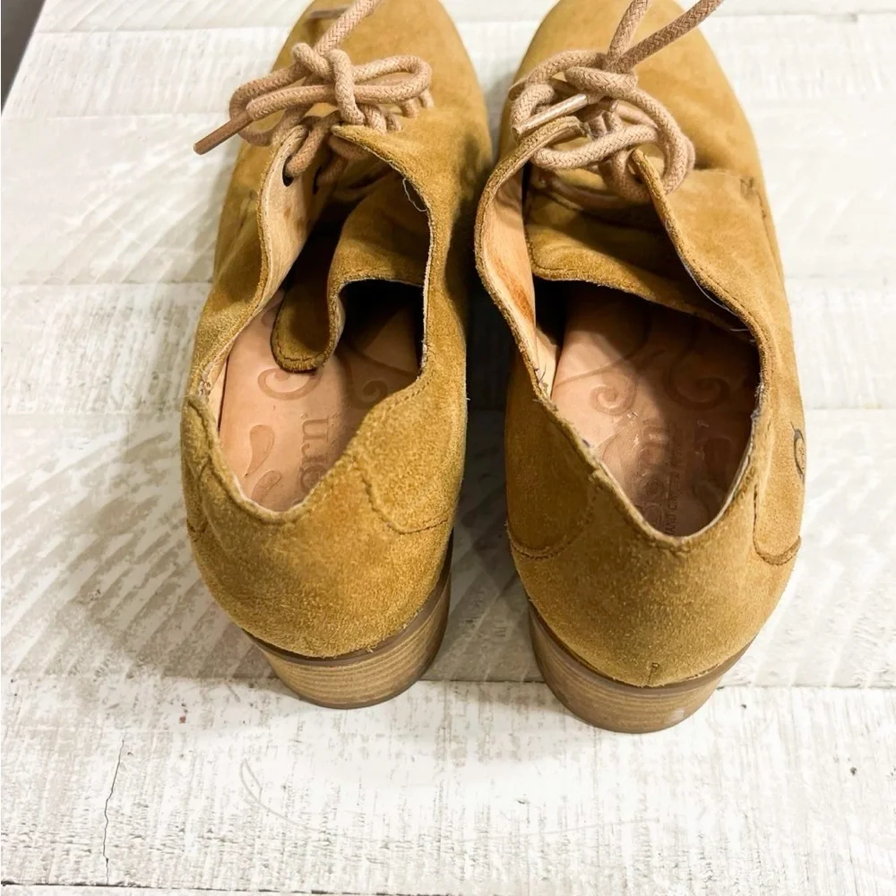 Born Tan Suede Women's ankle short heel boot